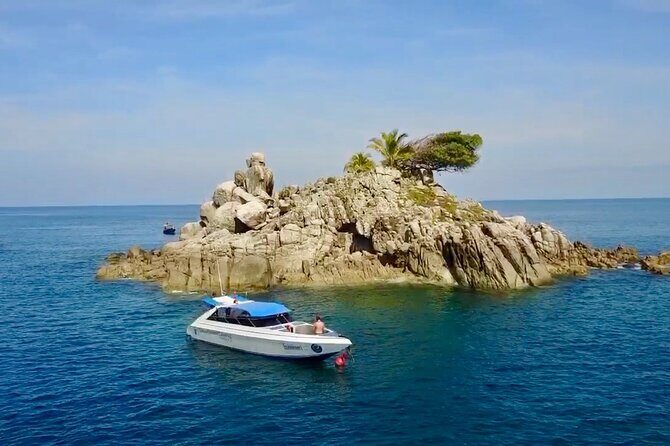 2 dives at coral reefs, Half day for certified divers - What to Expect from This Phuket Dive Tour