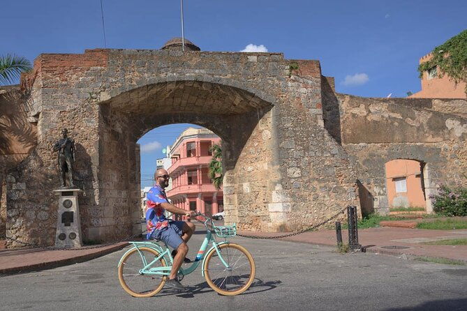 2-hour-bike-rental-colonial-zone-santo-domingo