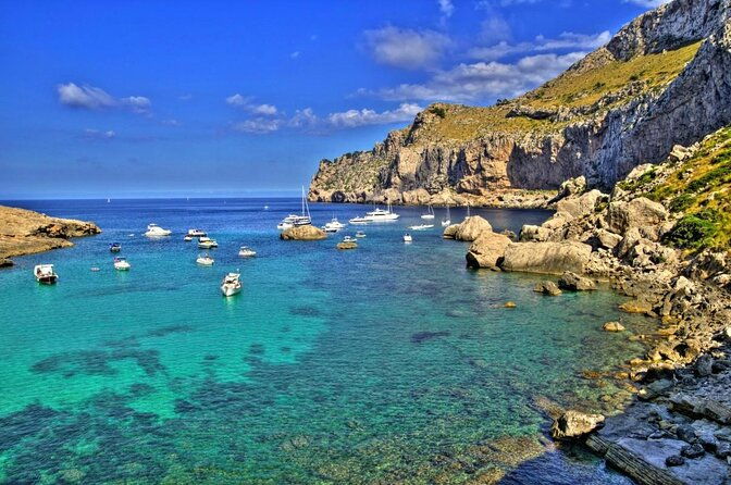 2-hour-boat-tour-from-cala-figuera-to-calo-del-moro-and-salmonia