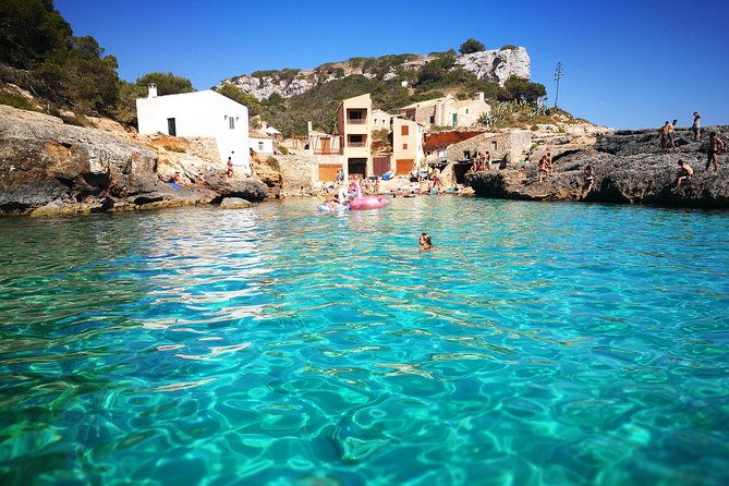 2-hour-boat-tour-from-cala-figuera-to-calo-del-moro-and-salmonia
