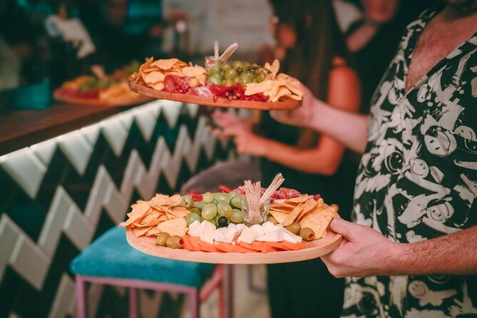 2-hour-bottomless-brunch-experience-with-3-course-meal-and-drinks