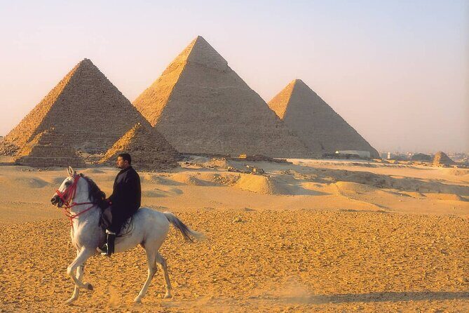 2 Hour Camel or Horse Riding around the Pyramids - The Price and Overall Value