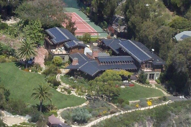 2-hour-celebrity-homes-tour