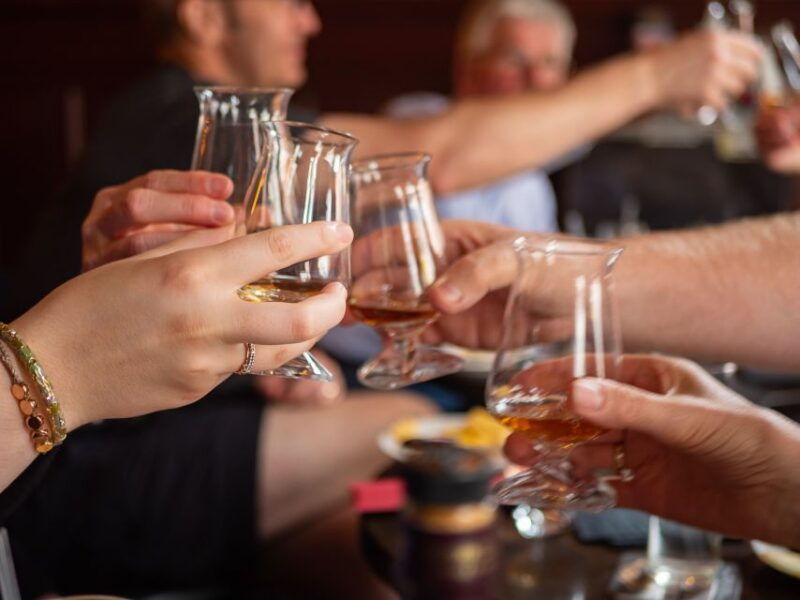 2-hour-deluxe-whiskey-food-tasting