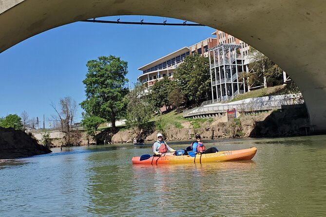 2-hour-downtown-houston-skyline-paddleboard-and-kayak-rentals