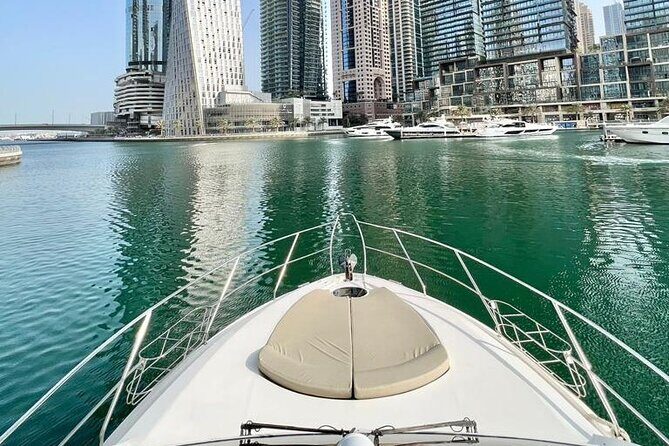2-Hour Dubai Sea Escape, Swim, Tan & Sightseeing - FAQ