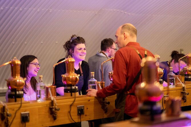 2-hour-gin-school-experience-in-aberdeen-3