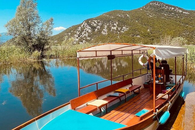 2-hour-group-boat-trip-in-skadar-lake