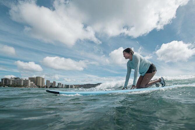 2-hour-group-surf-lesson-in-honolulu-2
