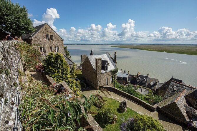 2-hour-guided-walking-tour-of-the-mont-saint-michel