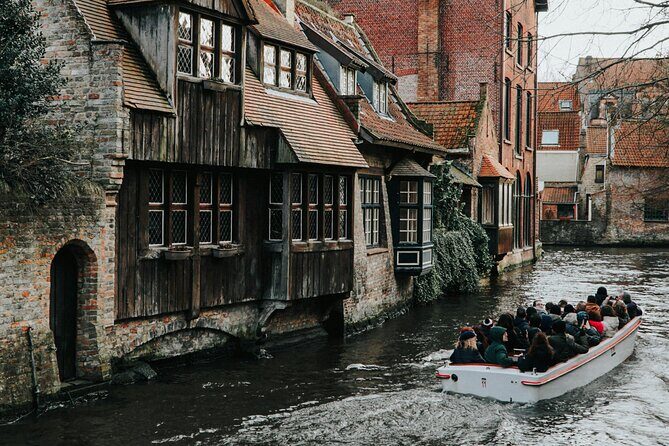 2-Hour Historical Walking Tour in Bruges with Praline Included - Final Thoughts