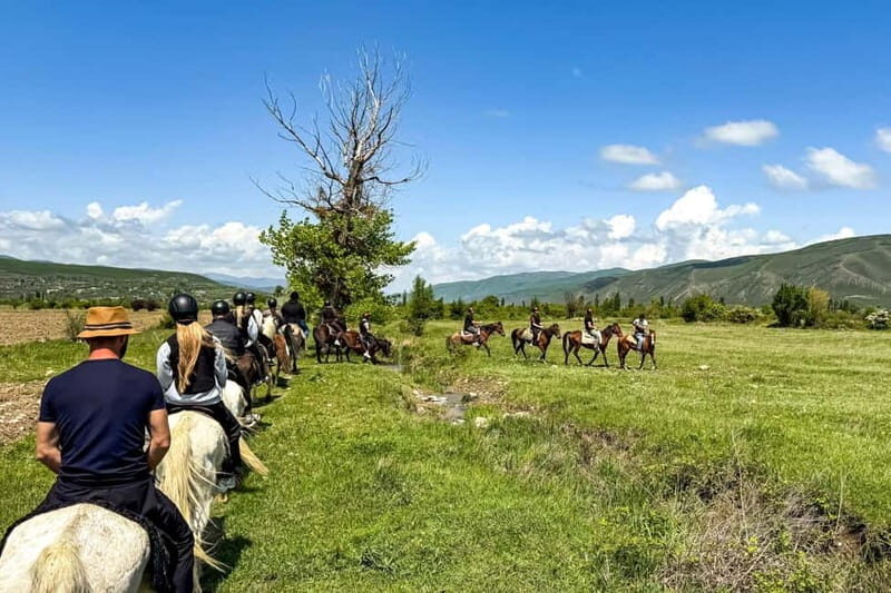 2-hour horse riding tour at Palomino Ranch Near Tbilisi - What’s Included and What to Keep in Mind