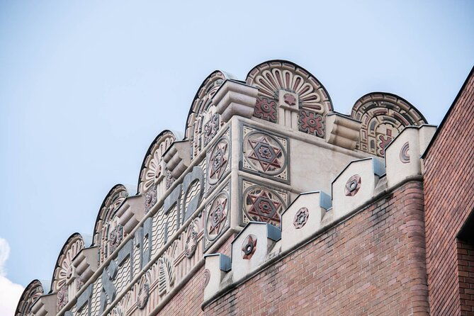 2-hour-jewish-quarter-walking-tour-in-budapest-with-historian