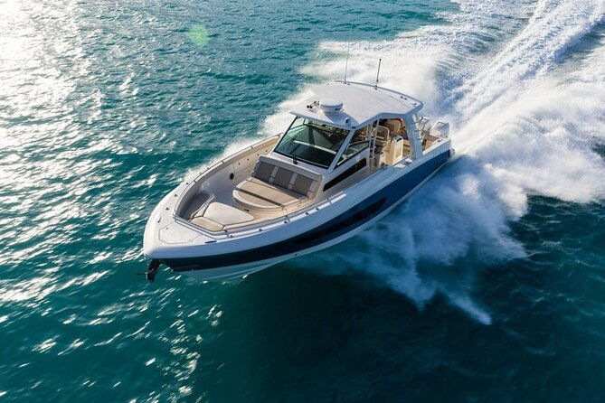 2-hour-maalaea-luxury-powerboat-sunset-cruise-for-up-to-6-guests