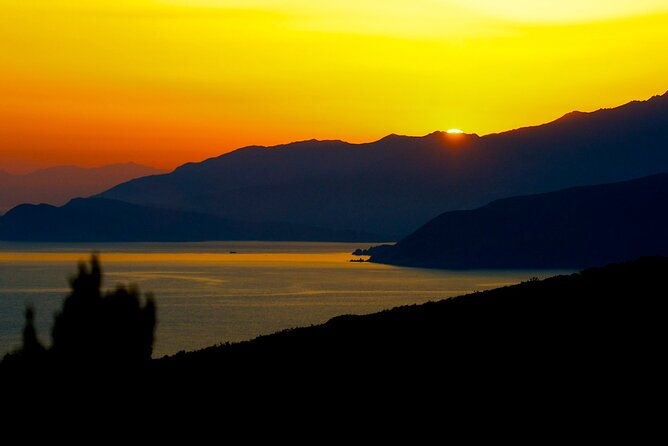 2-hour-magical-e-bike-tour-at-sunset-in-capoliveri