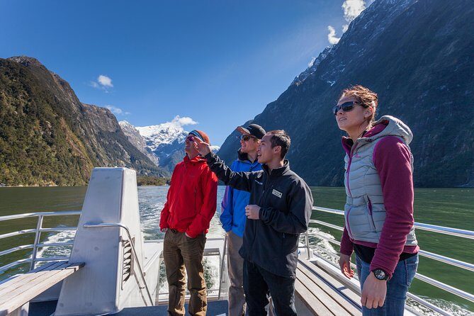 2-Hour Milford Sound Scenic Cruise - Commentary and Storytelling