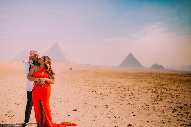 2 Hour Photoshoot at Pyramids of Giza with Instgram Style - Who Will Love This Experience?