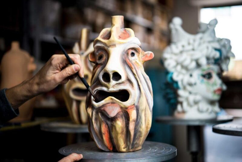 2-hour-pottery-making-workshop-in-ragusa-2