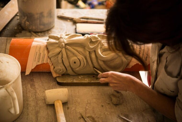 2-hour-pottery-making-workshop-in-ragusa-2