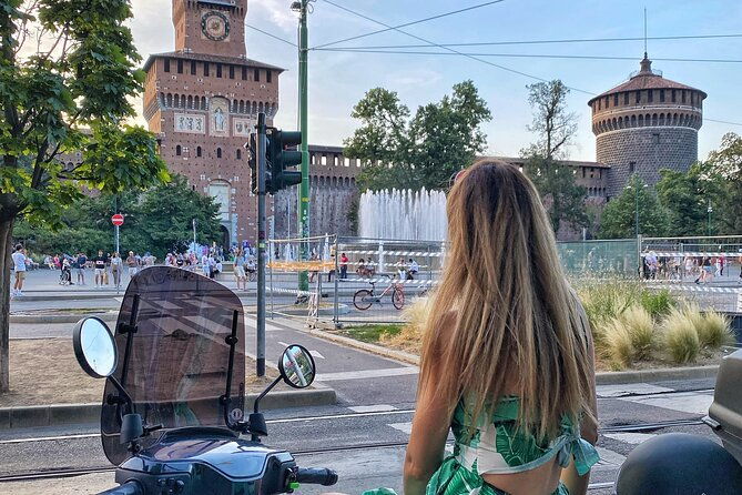 2-hour-private-guided-tour-of-milan-by-electric-scooter