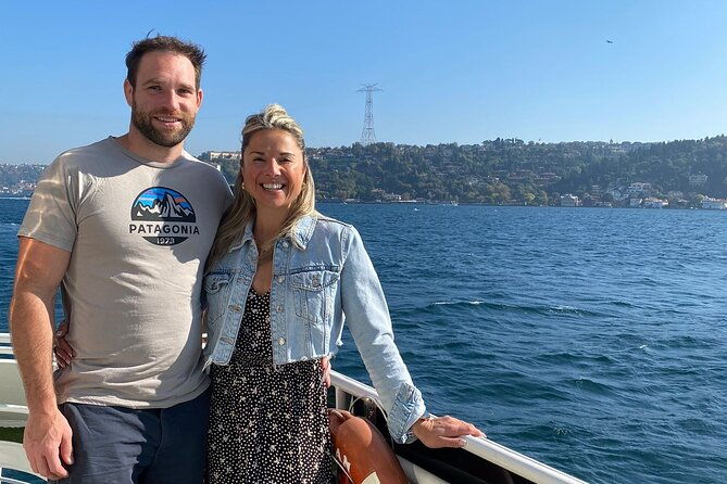 2-hour-private-luxury-yacht-cruise-on-bosphorus-with-transfers