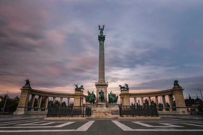 2-hour-private-night-tour-of-budapest