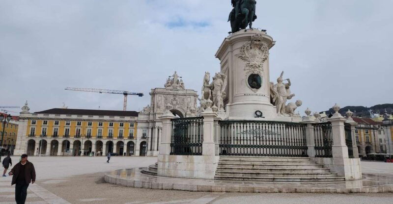 2-hour-private-tour-of-lisbon