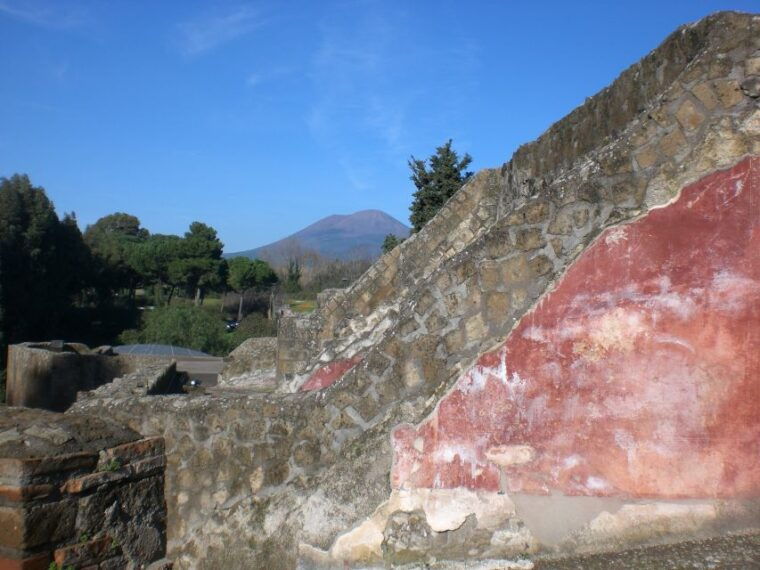 2-hour-private-walking-tour-of-pompeii