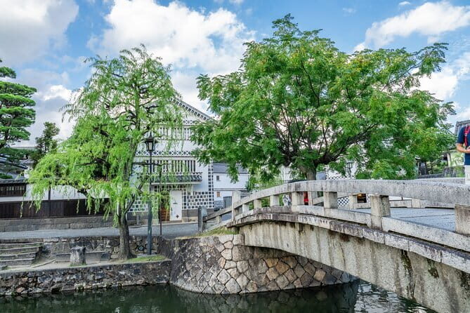 2 Hour Relaxed Cycling Tour at Kurashiki Bikan District - Key Points