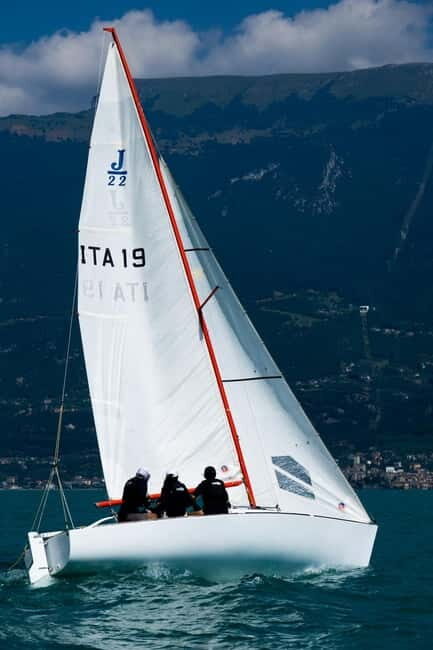 2-hour sailing boat tour from Campione to Malcesine and the islands - FAQs