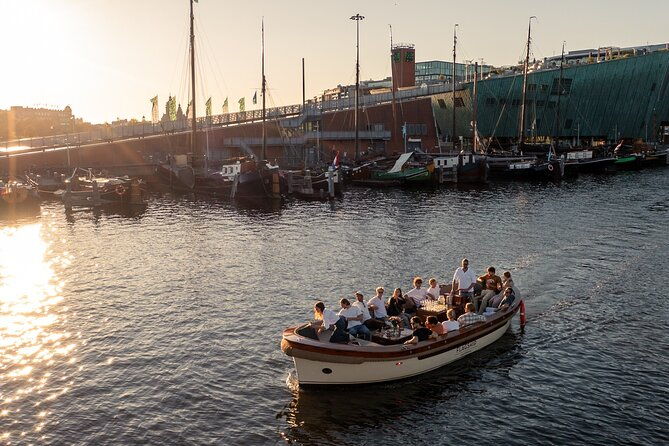 2-hour-small-group-canal-cruise-w-dutch-snacks-onboard-bar