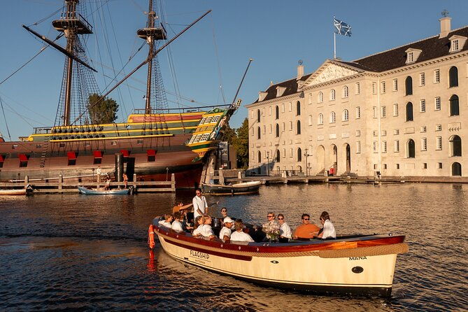 2-hour-small-group-canal-cruise-w-dutch-snacks-onboard-bar