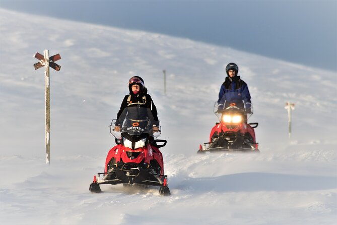 2-hour-snowmobiling-in-yllas