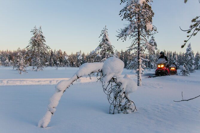2-hour-snowmobiling-in-yllas