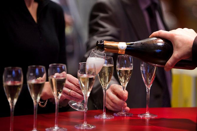 2-hour-sparkling-wine-tasting-and-visit-in-beaune