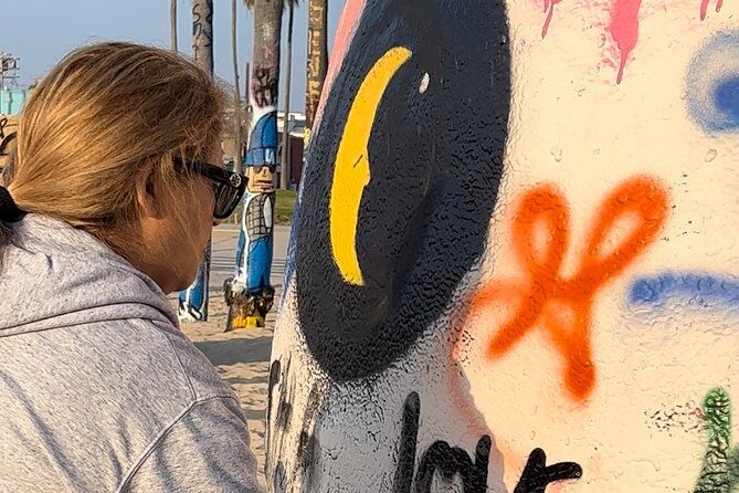 2-hour-spray-paint-in-famous-venice-art-walls