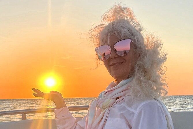 2-hour-sunset-cruise-in-madeira-beach-in-florida-up-to-6-people