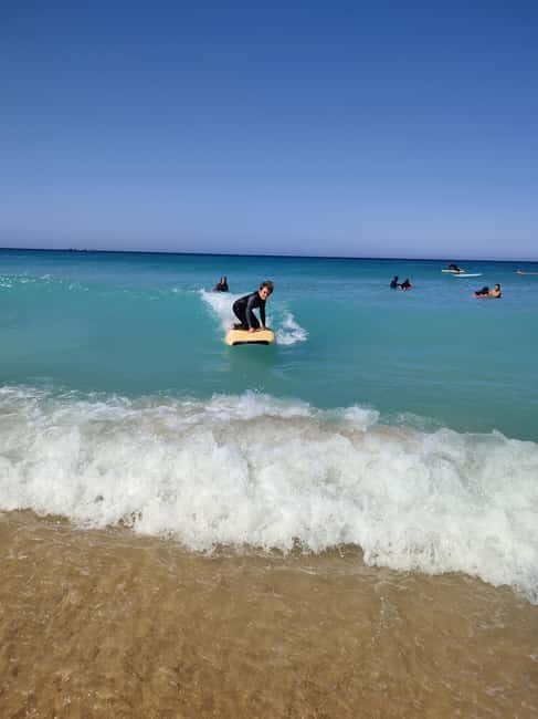 2-hour surfboard rental in Zahara de los Atunes - Key Points