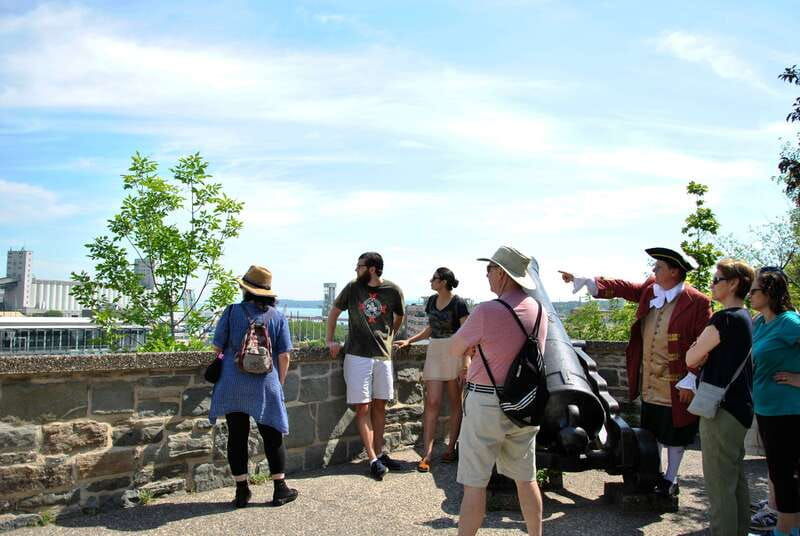 2-hour-walk-through-quebec-citys-history