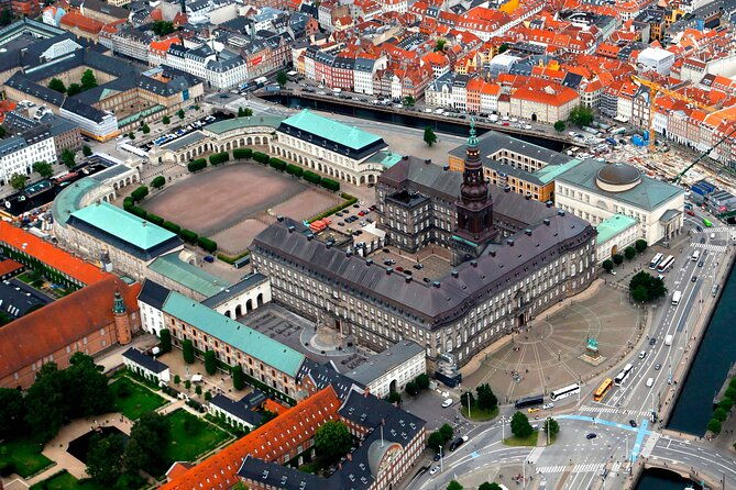 2-hour-walking-introduction-to-copenhagen-and-its-main-sights