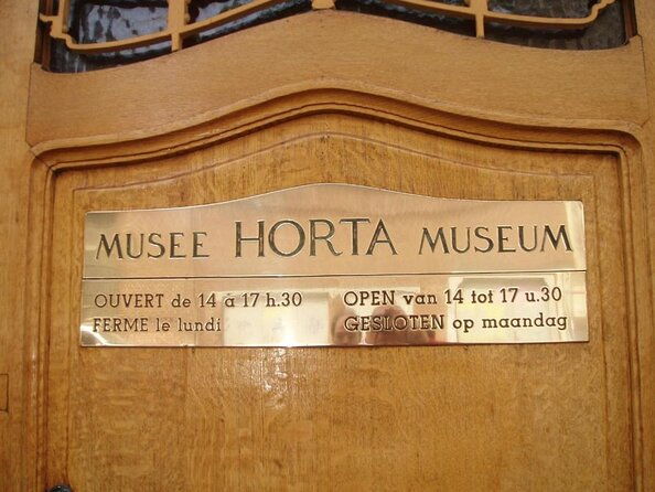 2-hour-walking-tour-in-brussels-fall-and-rise-of-art-nouveau