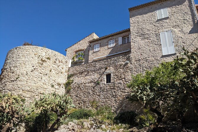 2-hour-walking-tour-in-the-old-town-of-antibes