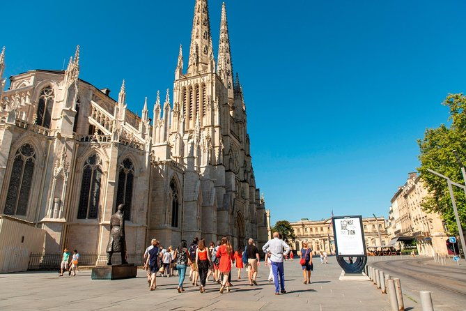 2-hour-walking-tour-of-the-citys-iconic-sights-and-history