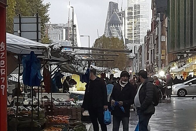 2-hour-walking-tour-women-of-whitechapel-4