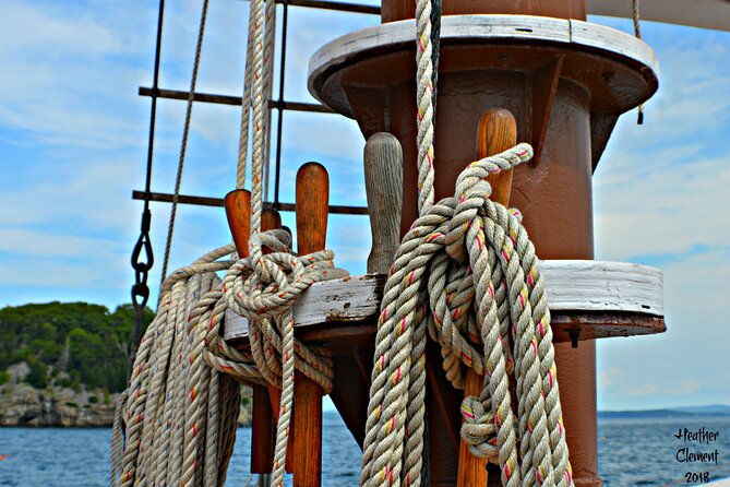 2-hour-windjammer-sailing-trip-in-maine-with-licensed-captain