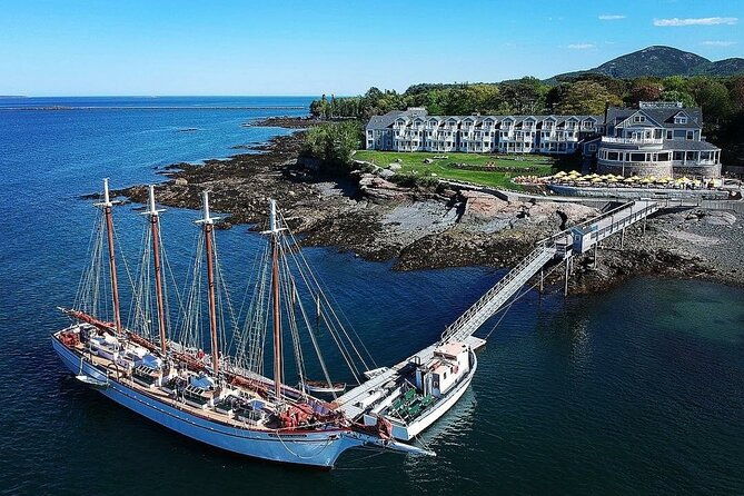 2-hour-windjammer-sailing-trip-in-maine-with-licensed-captain