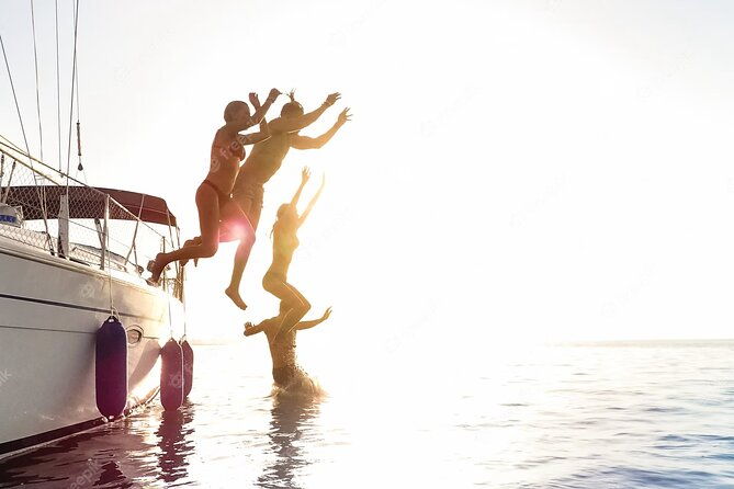 2-hours-barcelona-sunset-sailing-tour