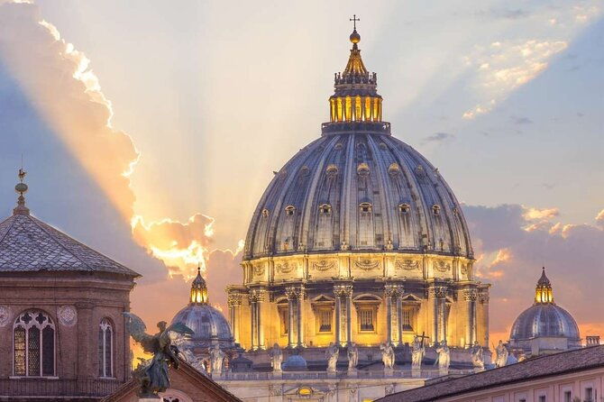 2-hours-guided-walking-tour-in-st-peters-and-dome-exploration