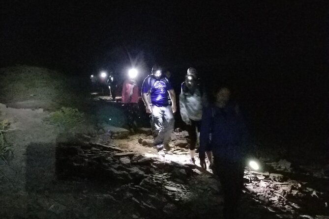 2-hours-hiking-night-tour-to-strip-views-in-las-vegas