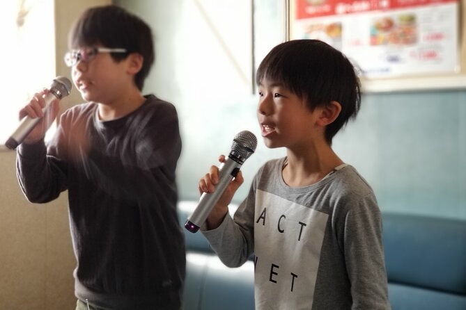 2-hours-karaoke-room-with-set-menu-and-unlimited-drinks-in-osaka